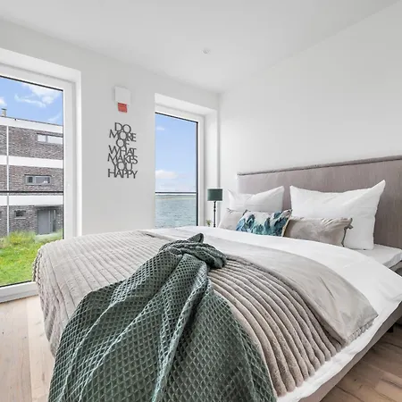 Strandfeder - Moderne Ostsee-ferienwohnung Fuer Drei Im Ostseeresort Apartment