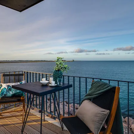 Strandfeder - Moderne Ostsee-ferienwohnung Fuer Drei Im Ostseeresort Apartment Olpenitz